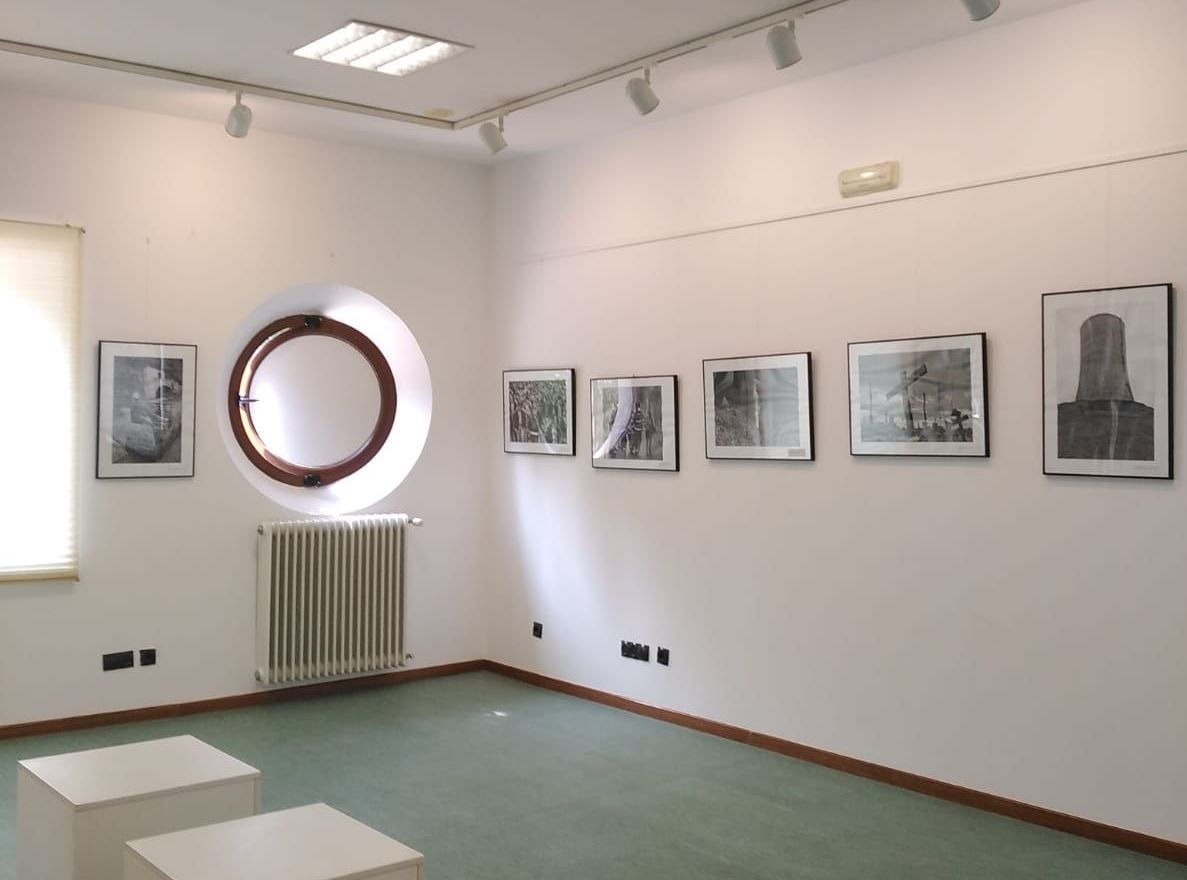 La exposición “Tierra negra. Minas y Mineros Volumen III”, de Eduardo Urdangaray y Ramón Jiménez, en el Atenéu de Turón durante todo el mes de septiembre