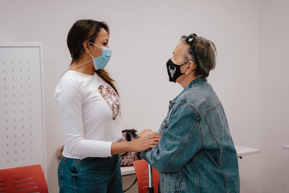 Fundación United Way impulsa "Uniendo Fuerzas", un proyecto para fomentar la socialización de las personas mayores y promover la integración de personas refugiadas y migrantes en España