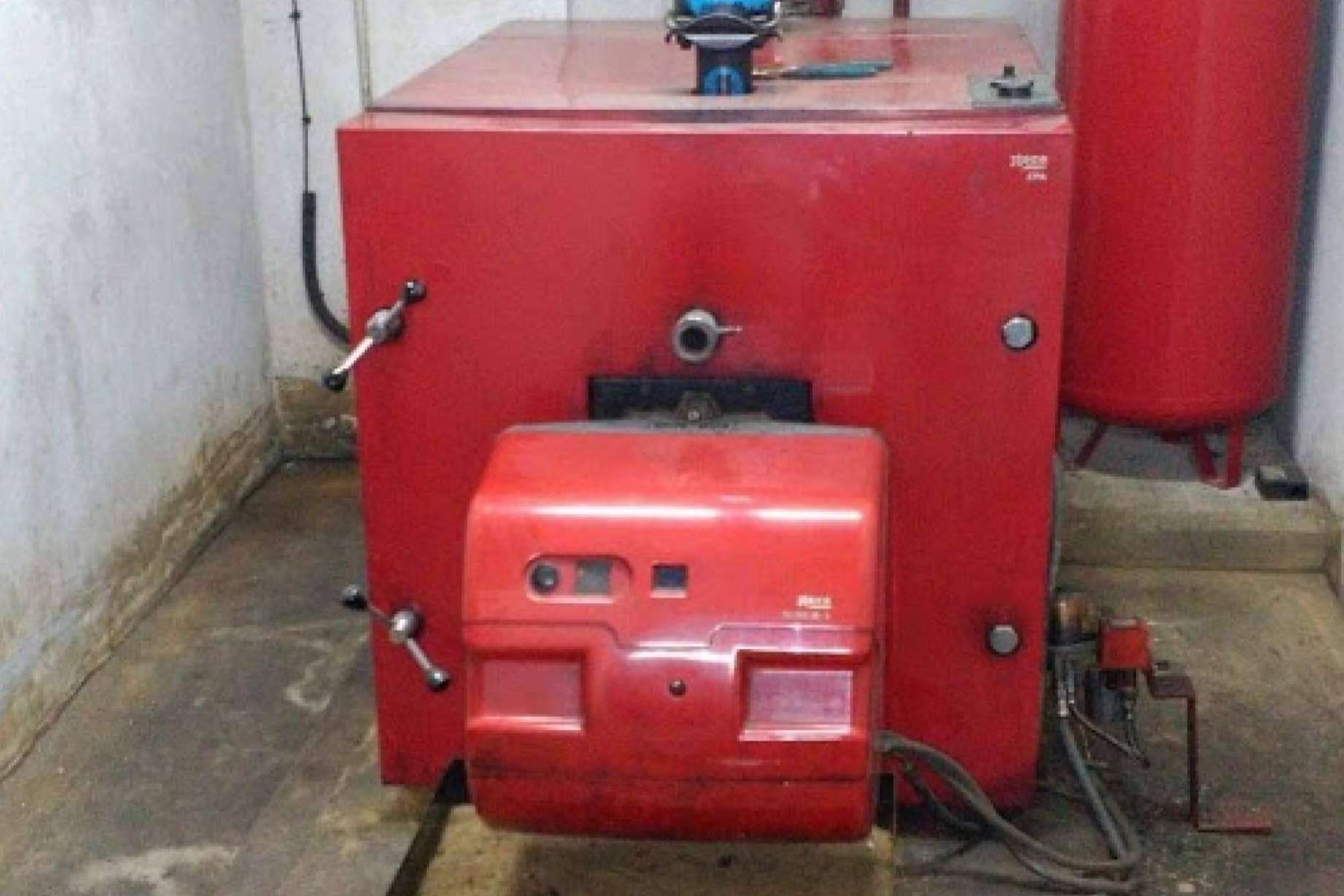 Mejorar la eficiencia calorífica y energética de las calderas de gasóleo colectivo individual o industrial