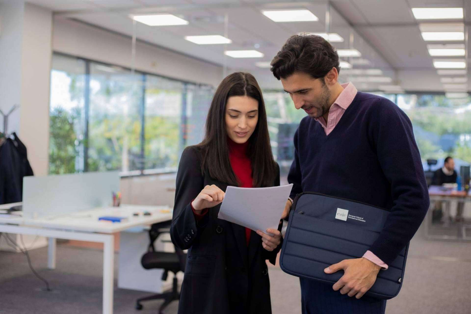 Una formación online de primer nivel y con duración de un año que concilia la vida personal del alumno con su crecimiento profesional, el MBA con especialización de la mano de ESIE