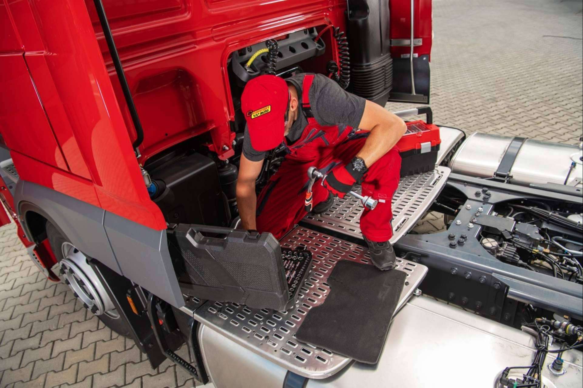 La red de talleres mecánicos del sector logístico, Confortauto