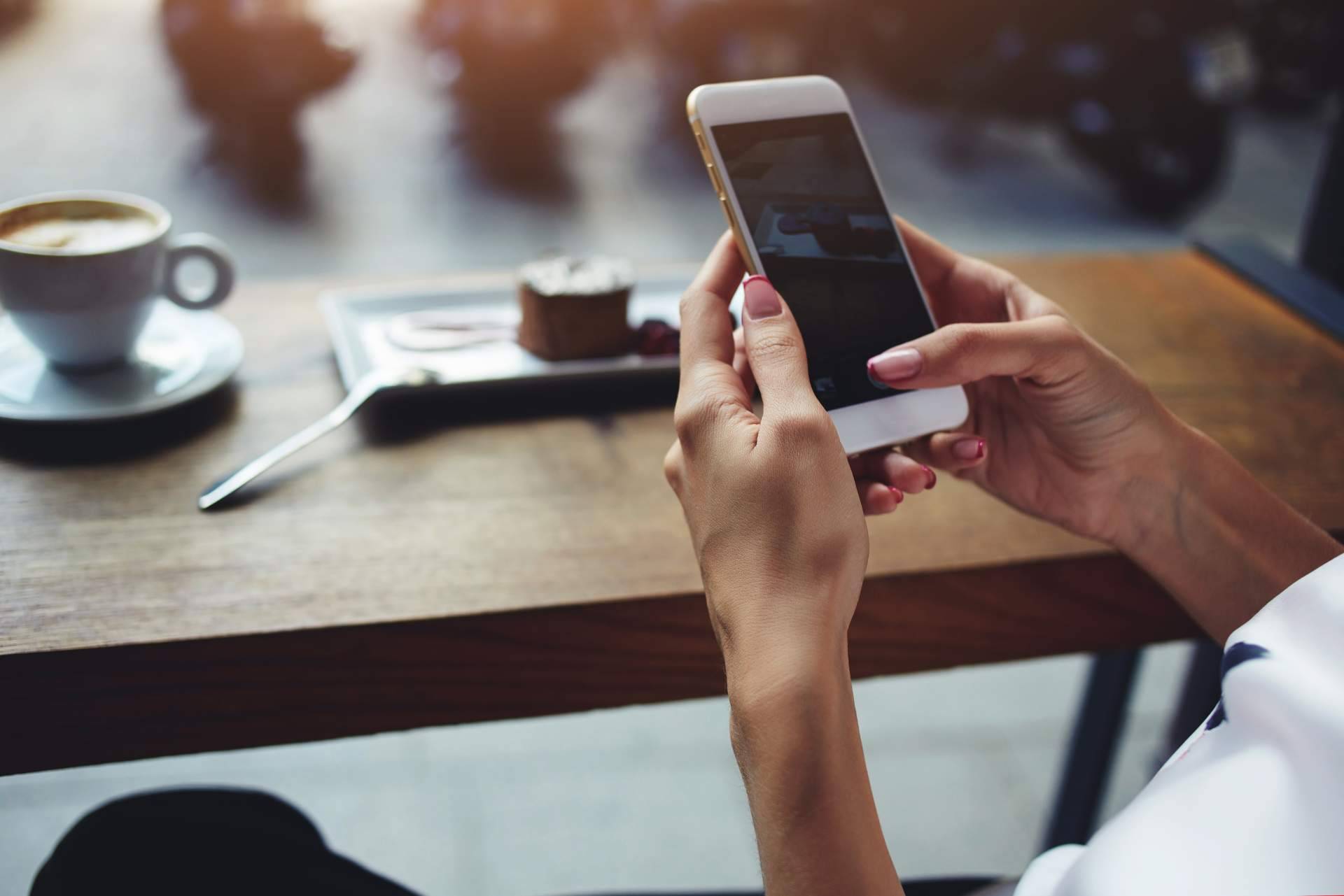 ¿Cuáles son las ventajas de comprar móviles reacondicionados?, por Apple Adictos