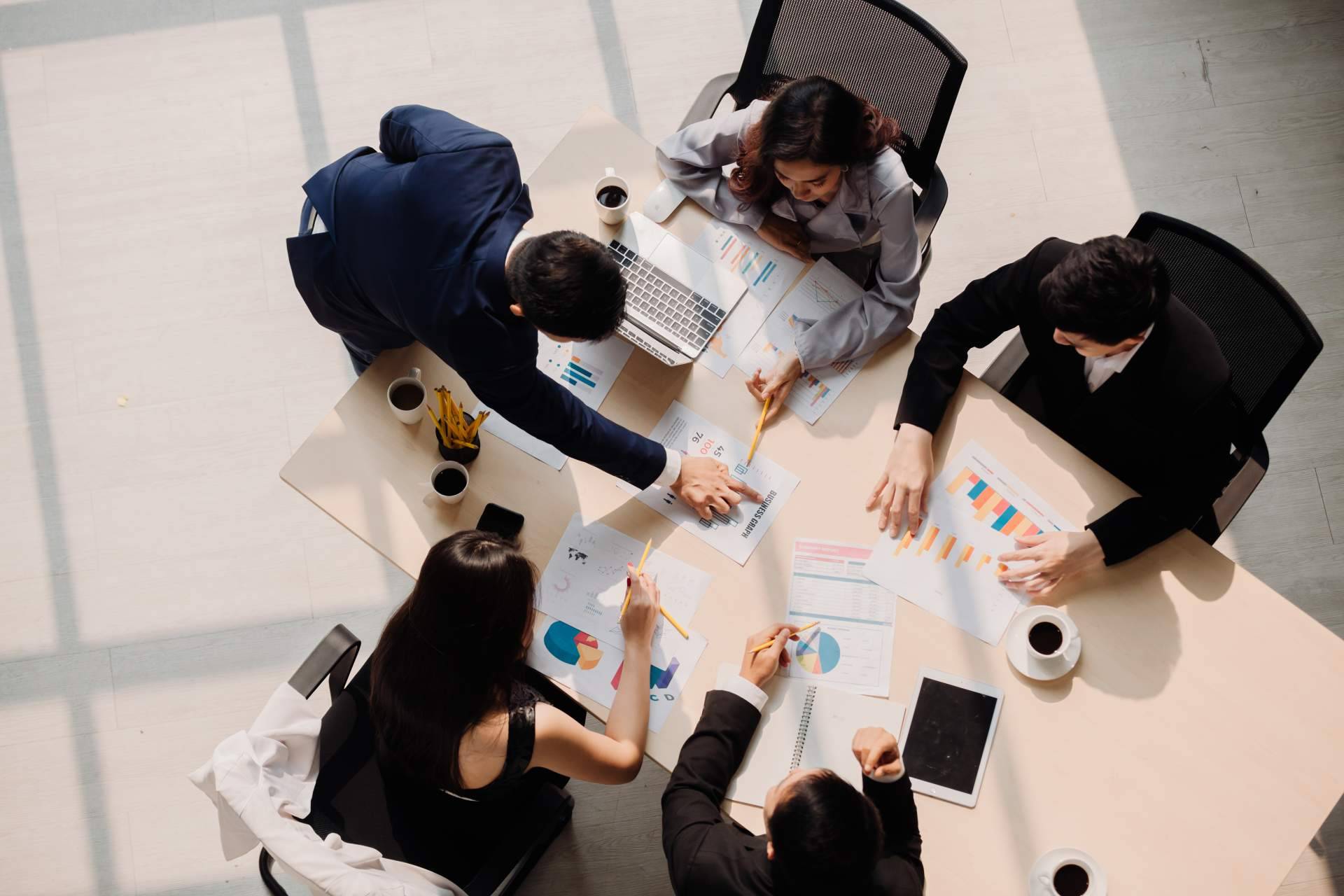 Aprender la importancia de la tecnología en los medios de publicidad y comunicación digital