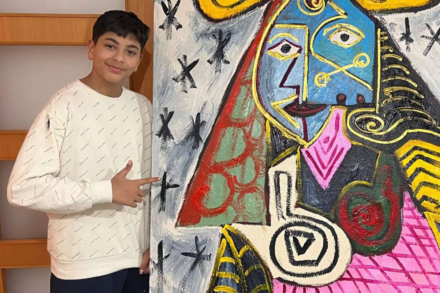 Un joven artista de 13 años que pinta expresionismo abstracto, Juanito Arte