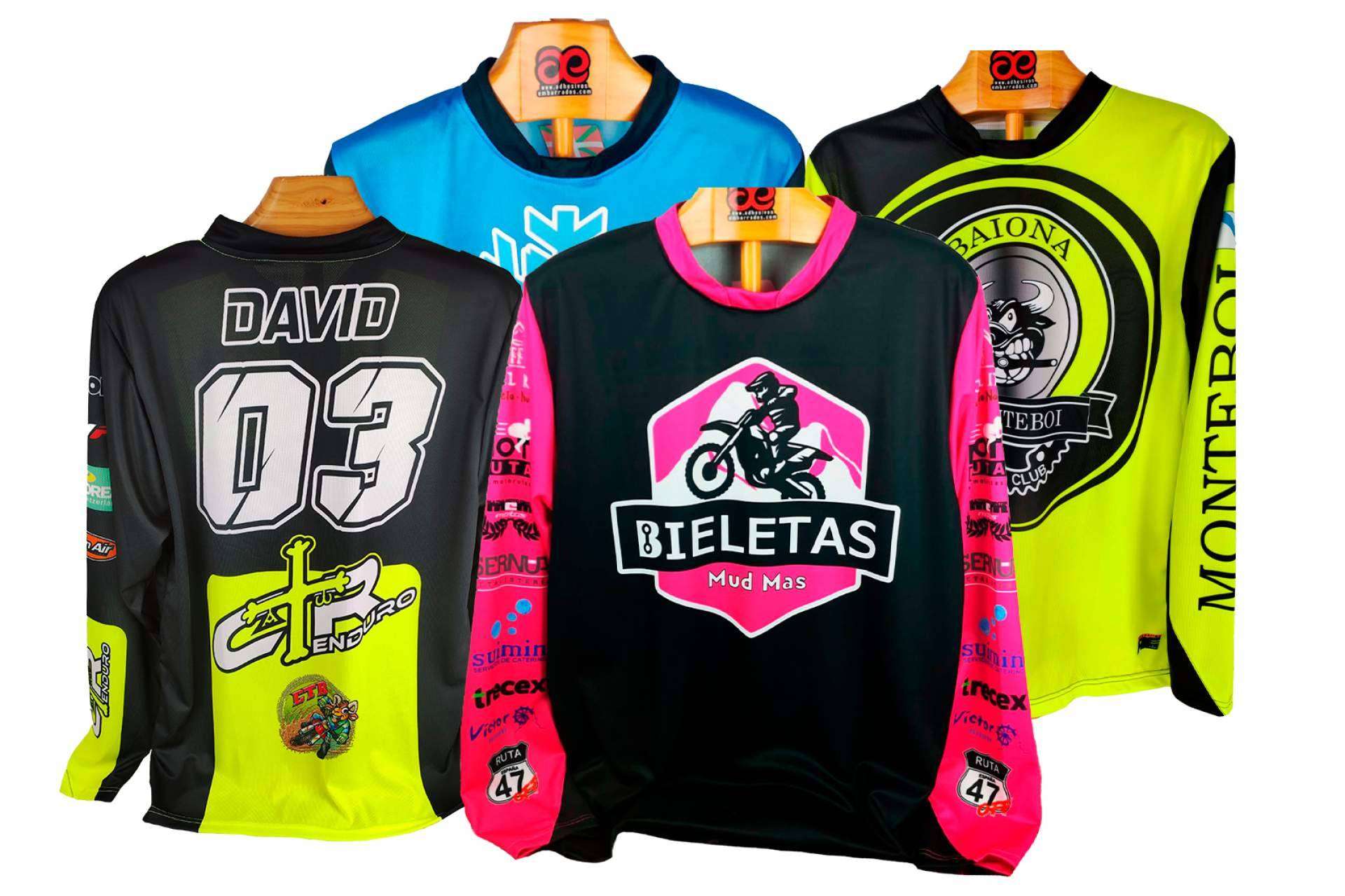ADHESIVOSEMBARRADOS y su catálogo de camiseta motocross