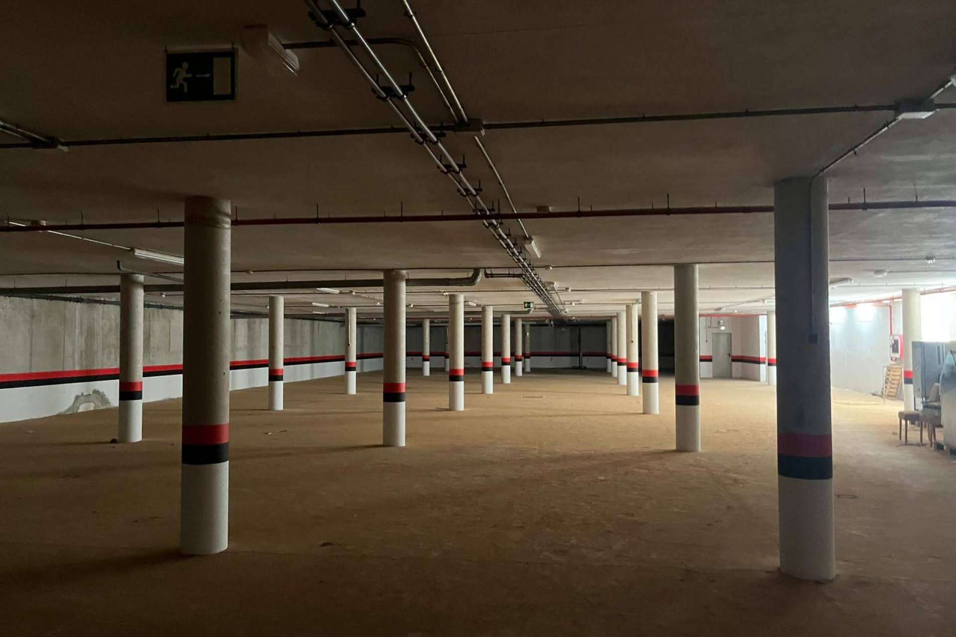 Registra tu oferta por este aparcamiento subterráneo en Costa Teguise valorado en más de un millón y medio de euros