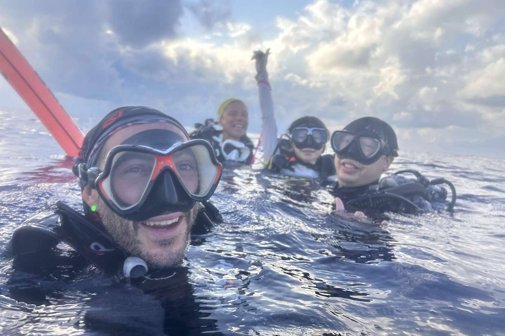 Inmersión submarina en la fauna marítima con Drop Dive Maldives