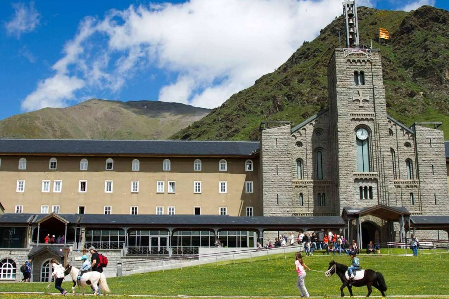 Un verano para los niños en el Hotel Vall de Núria