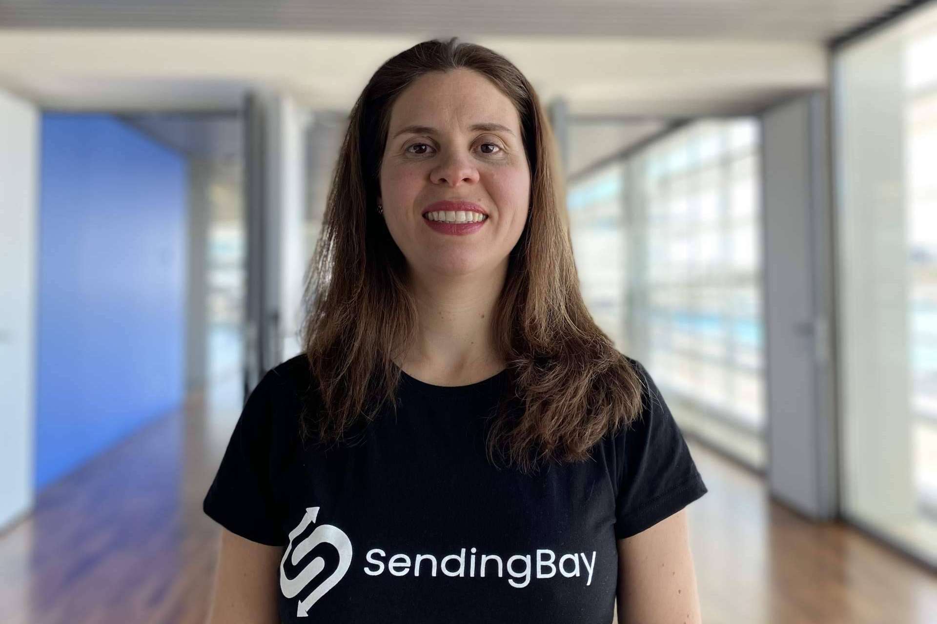 SendingBay ofrece acceso a múltiples proveedores de logística con atención personalizada