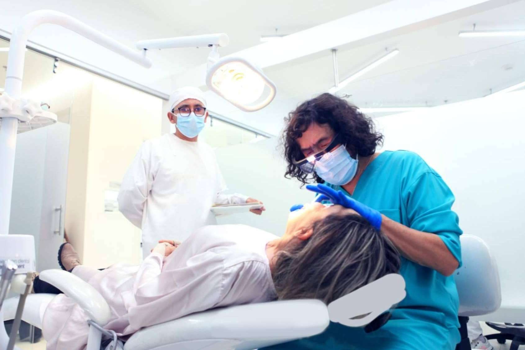 Implantes dentales, la solución definitiva para recuperar la sonrisa en Odontología Marlon Becerra