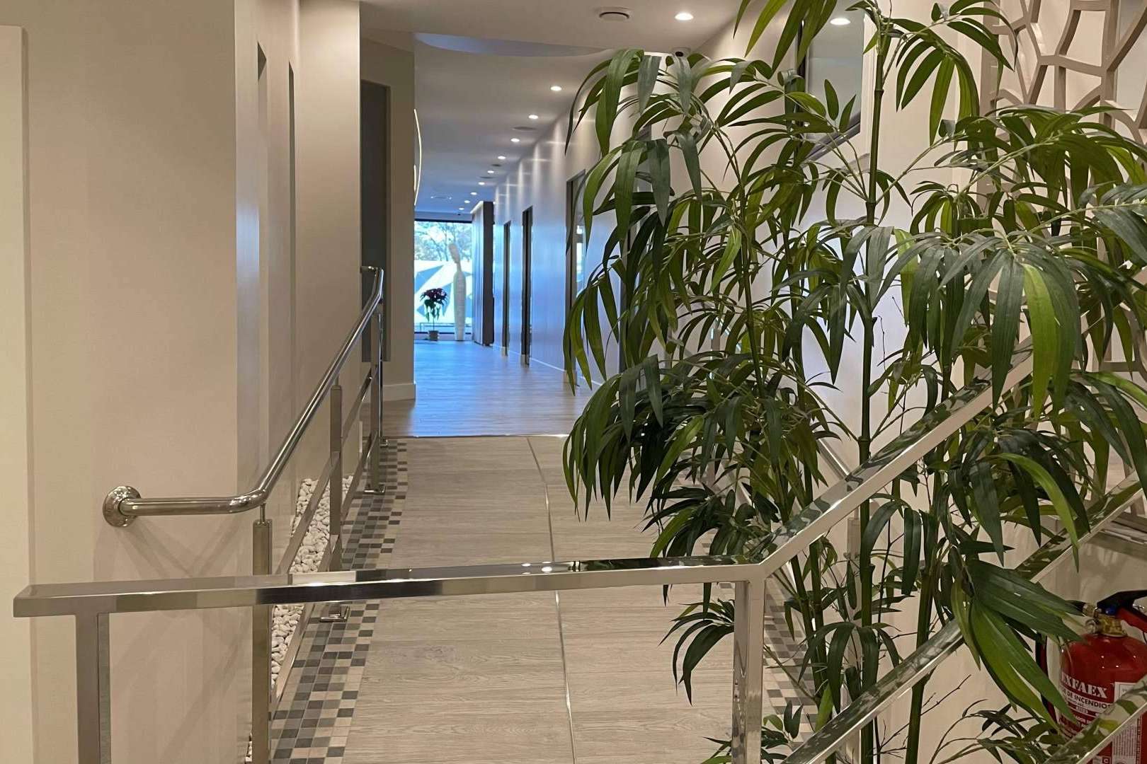 Clínica Diego Pérez, en A Coruña, destaca por sus servicios de fisioterapia avanzada con tecnología de vanguardia