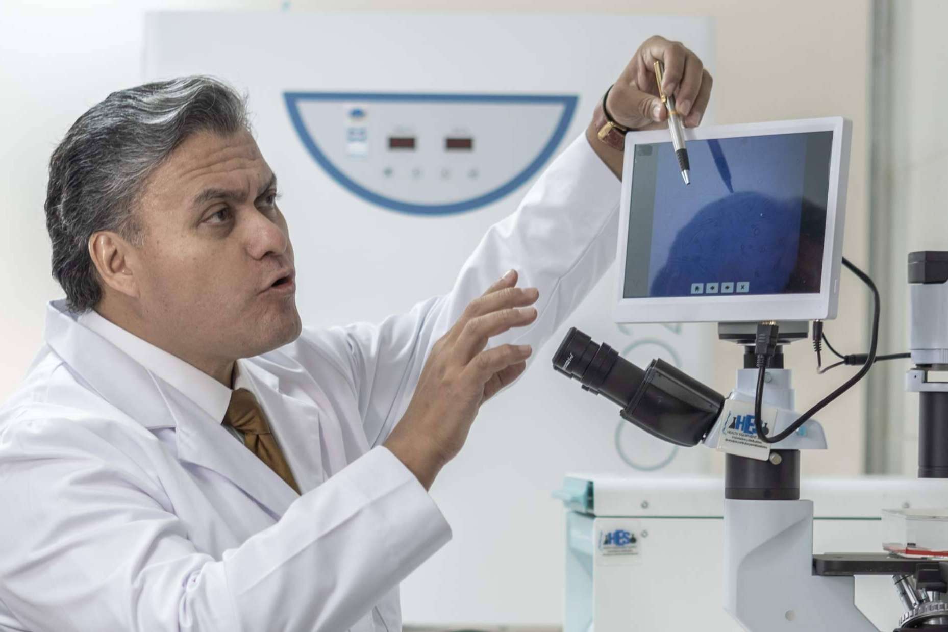 Dr. Ramón Gutiérrez; La inmunoterapia DEX en el tratamiento avanzado del cáncer