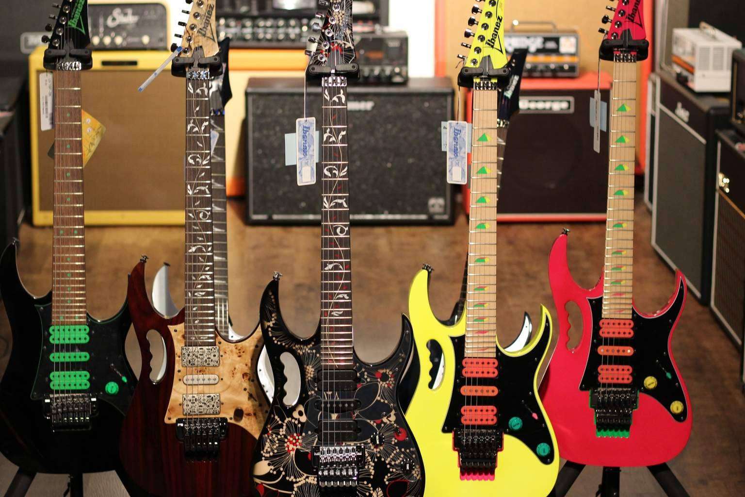 Historia de la empresa y valores fundamentales especializados en el mundo de la guitarra eléctrica y sonido Profesional