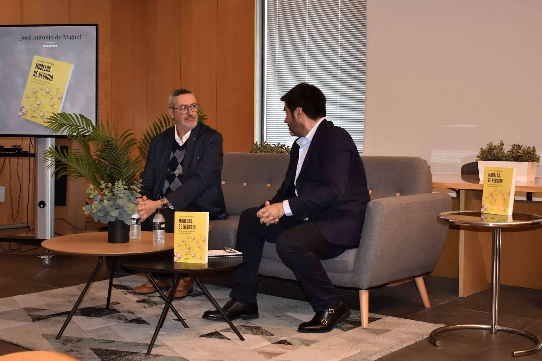 TECHCITY by Orbelgrupo presenta el libro 'Modelos de Negocio; Resolución de Problemas y Creación de Valor' de José Antonio de Miguel Visa