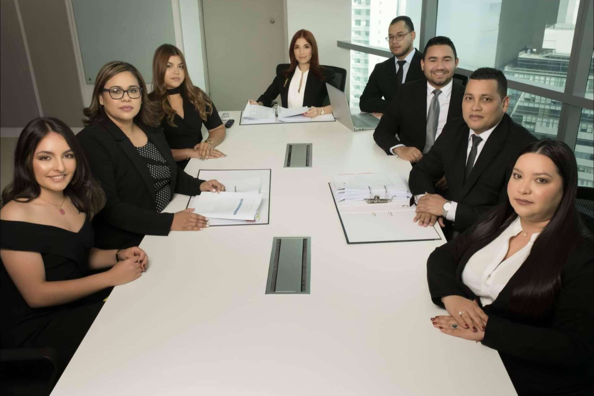 Odila Castillo; experiencia y liderazgo en Derecho Administrativo en Panamá