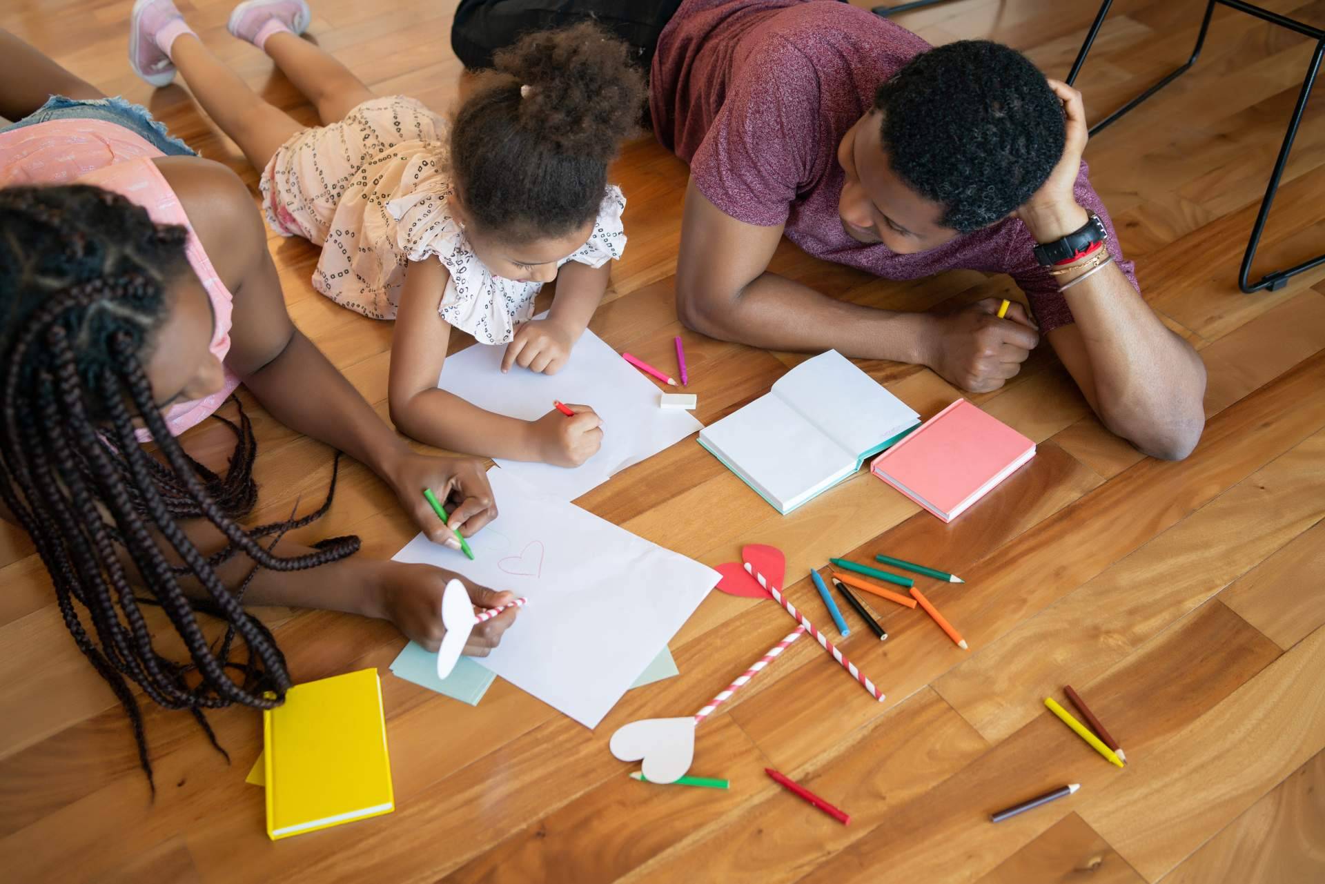 La importancia del apego en la infancia; cómo influye en la autoestima de los niños por Ada Campmany Psicóloga Humanista