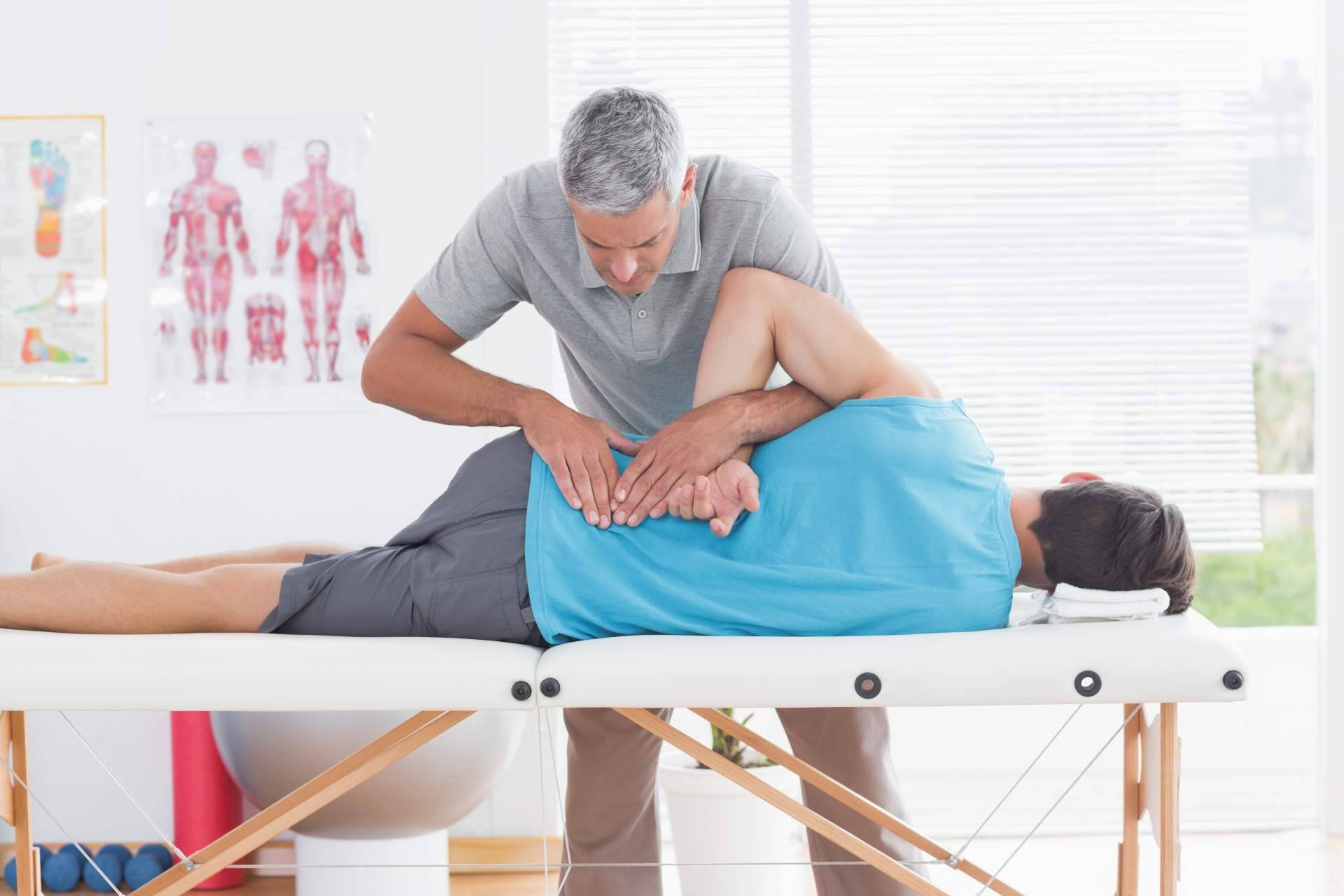 iXalud analiza las posibles causas, síntomas y alternativas de tratamiento para la fibromialgia