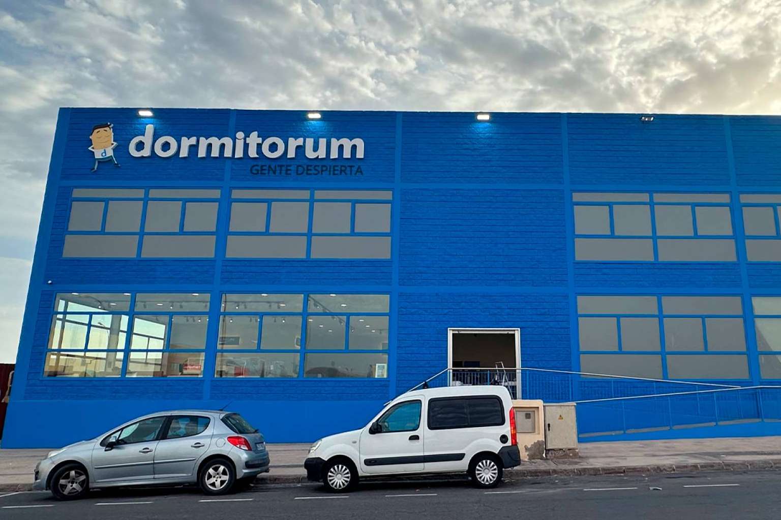 Colchones dormitorum sigue dando que hablar con la campaña especial de Navidad y la apertura de nuevas tiendas