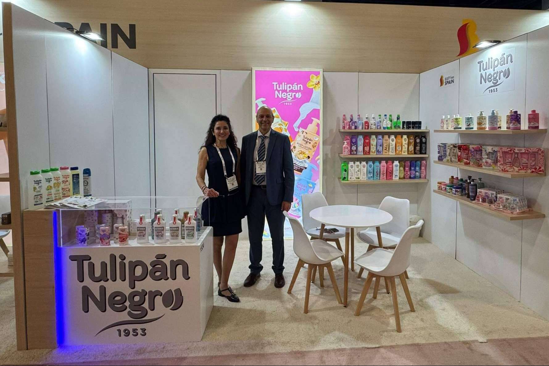 Briseis refuerza su presencia internacional en Cosmoprof Miami 2025
