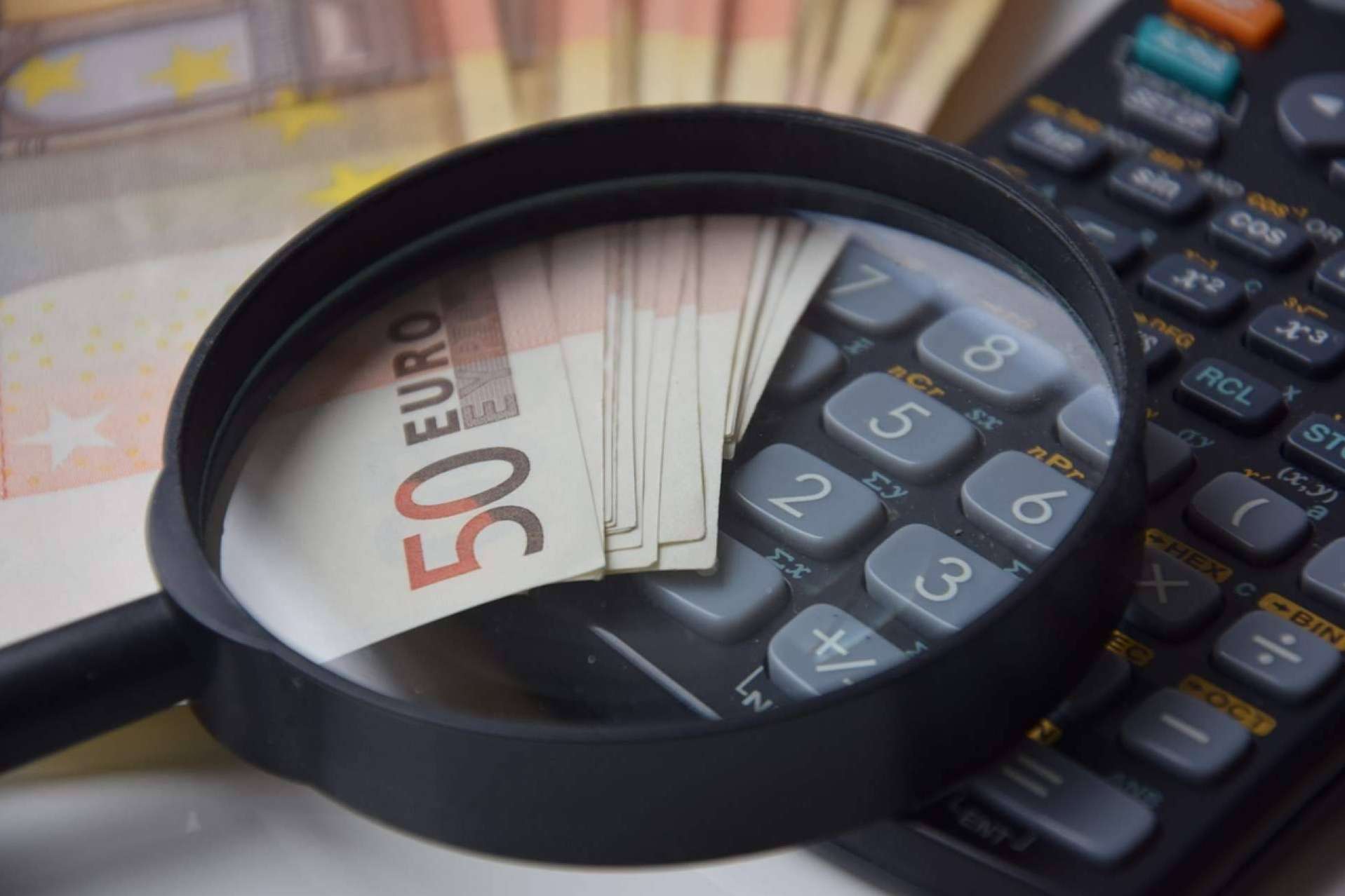 Empresas europeas en riesgo, la subida de aranceles en EE.UU. agravará los impagos mercantiles