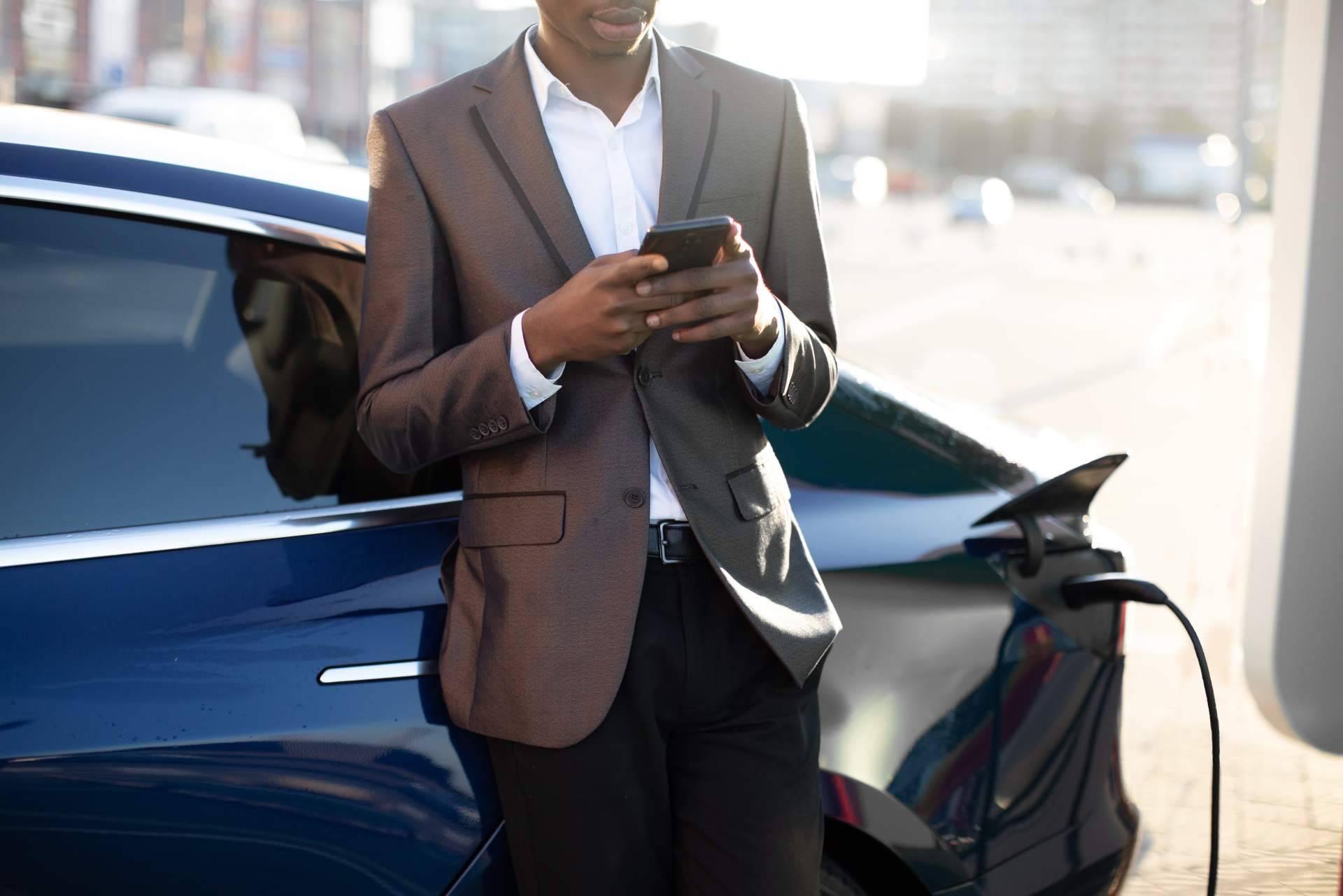 Lamartel Telecom presenta soluciones para mejorar la cobertura móvil en parkings ante la creciente demanda tecnológica