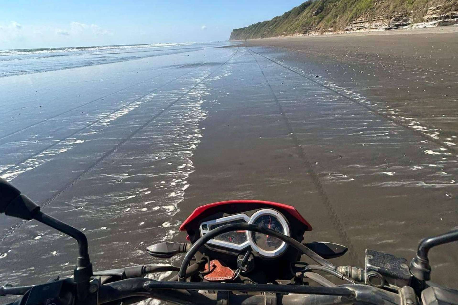 Costa Rica en moto, la nueva experiencia de Motorbeach Viajes en la joya verde de Centroamérica