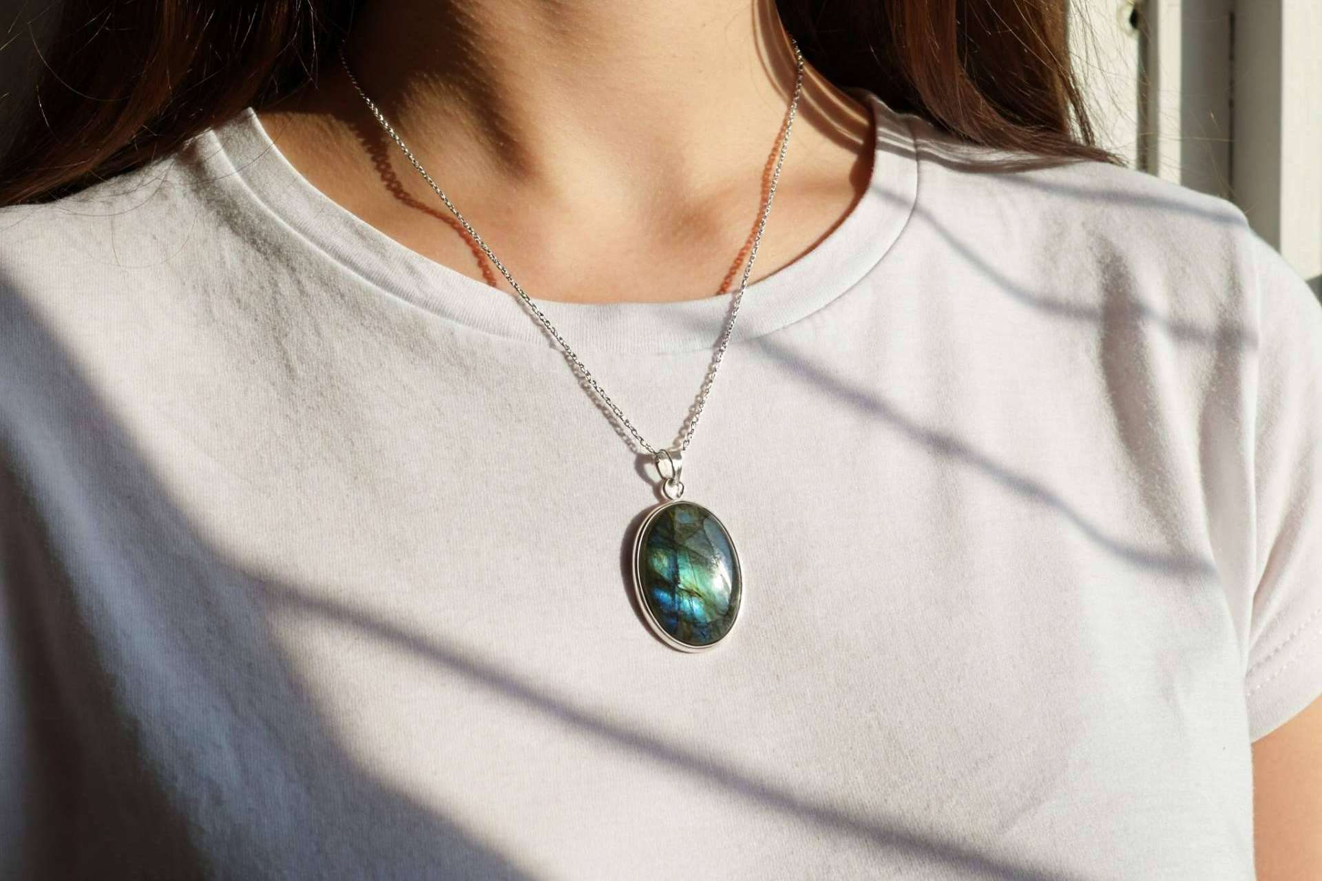 La tienda en línea UniArt Minerales destaca en el mercado mayorista de joyería de plata con piedras naturales