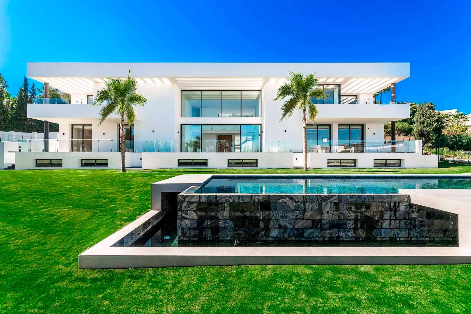 Villa Paradise; la encarnación del estilo contemporáneo en el corazón de Benahavís