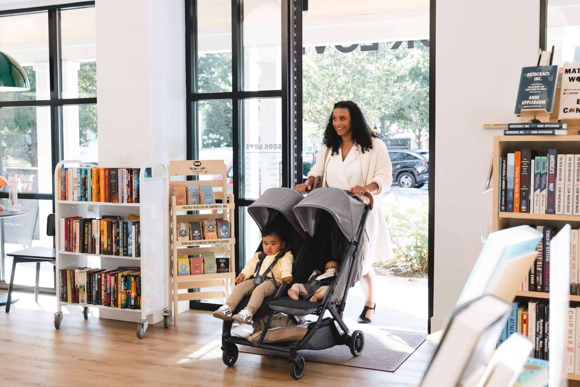 UPPAbaby presenta Minu Gemelar, la nueva silla de paseo pensada para padres con gemelos