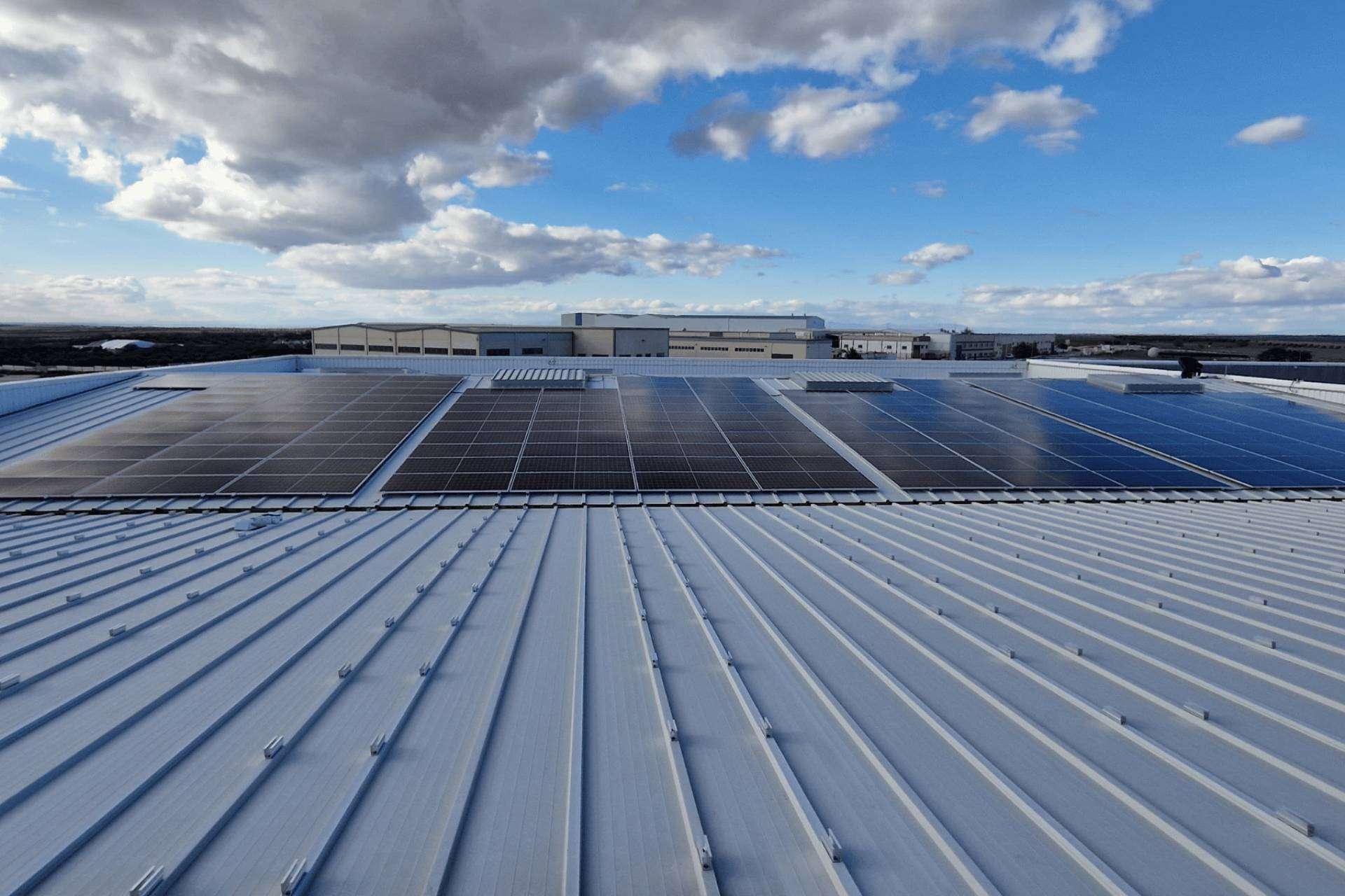 TUVATIO ayuda a las empresas a reducir su factura energética gracias al autoconsumo solar