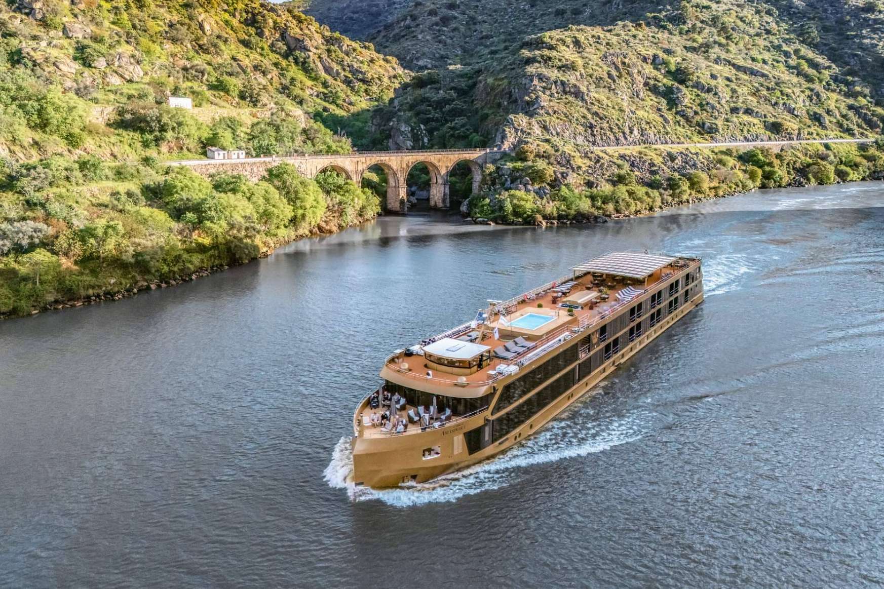 AmaWaterways presenta el nuevo AmaSintra en el río Duero