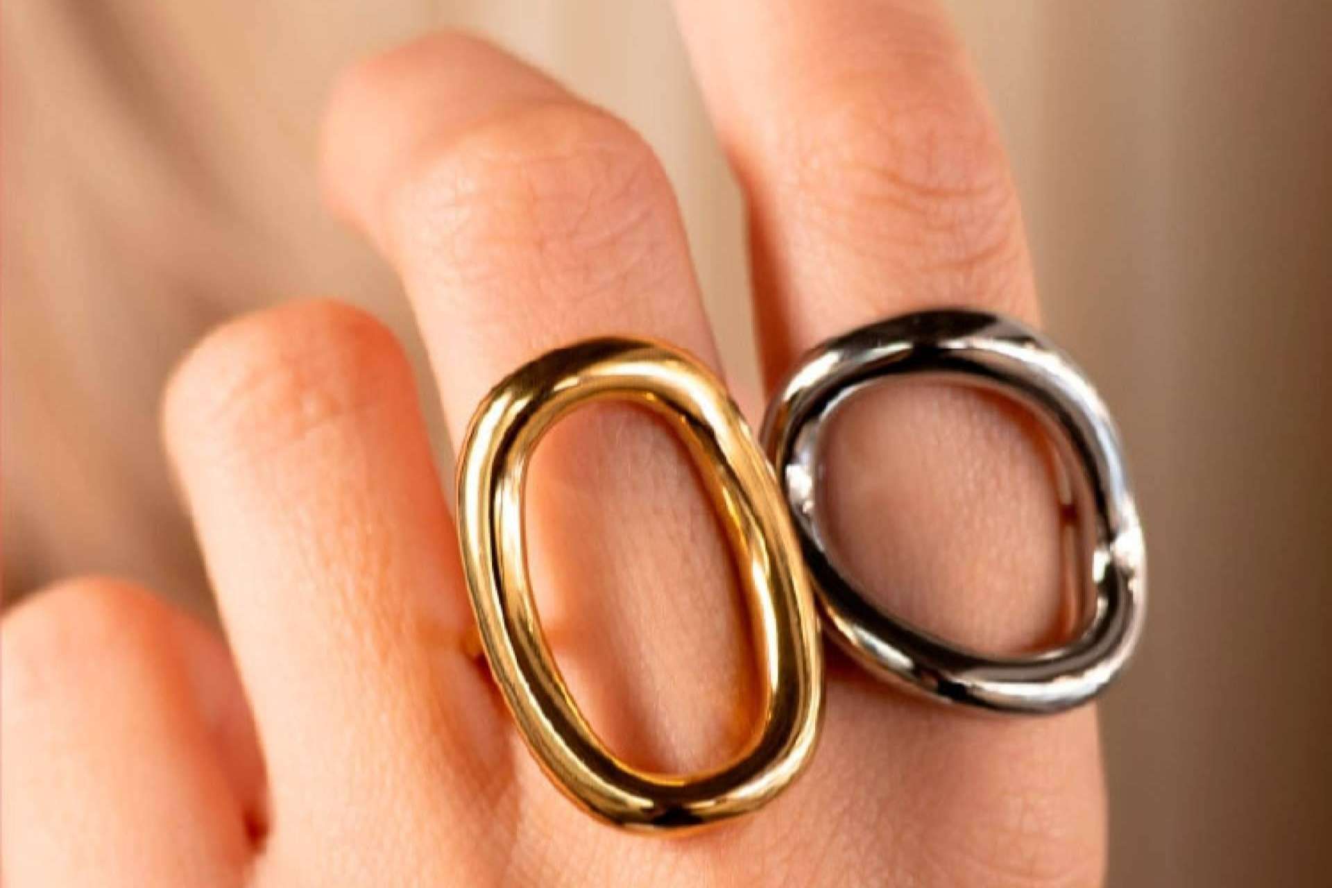 Comienza la campaña de rebajas de verano en AmaloA con un 20% de descuento en collares, pendientes, pulseras y anillos