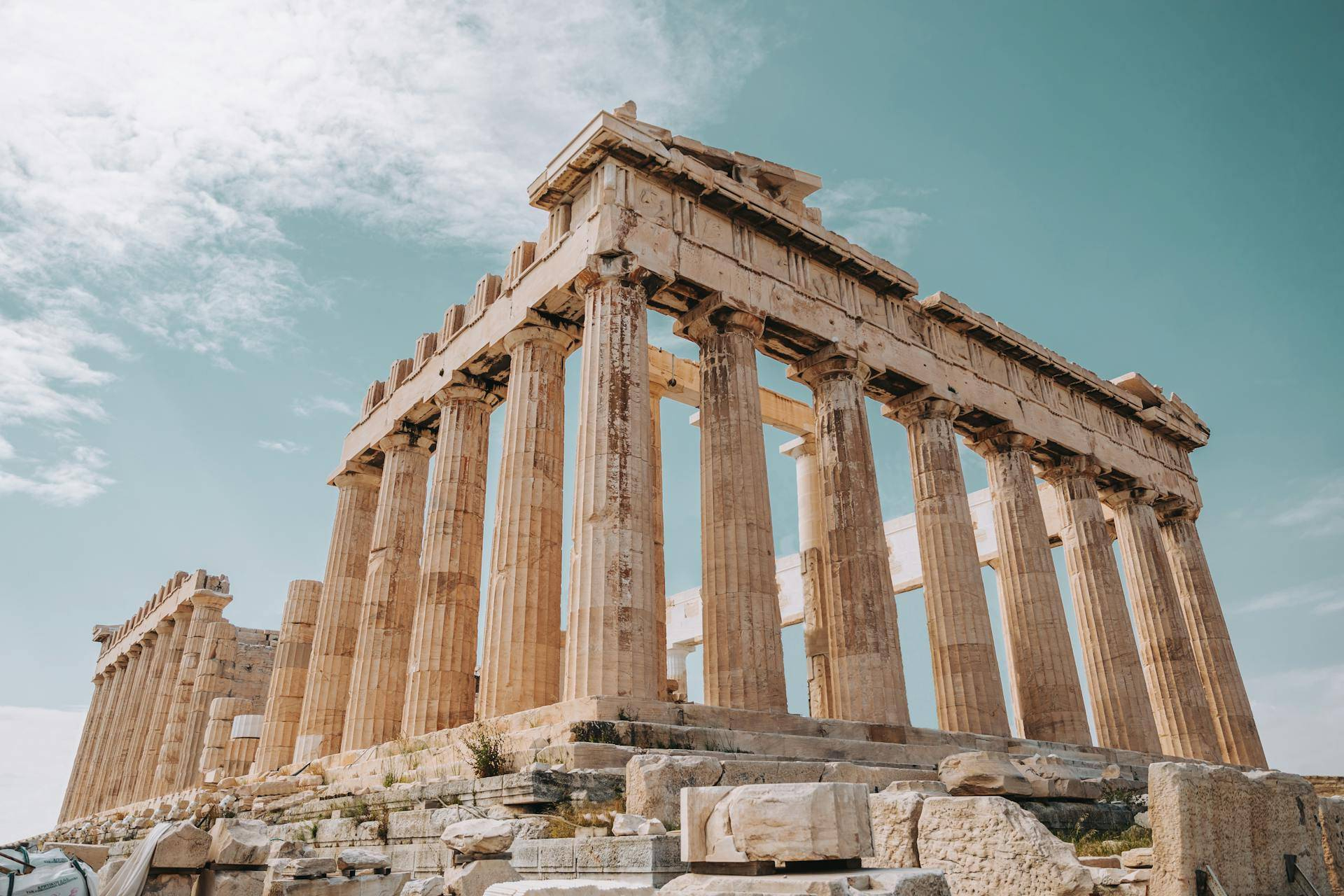 Se consolida el auge de los free tours en Atenas entre los viajeros hispanohablantes