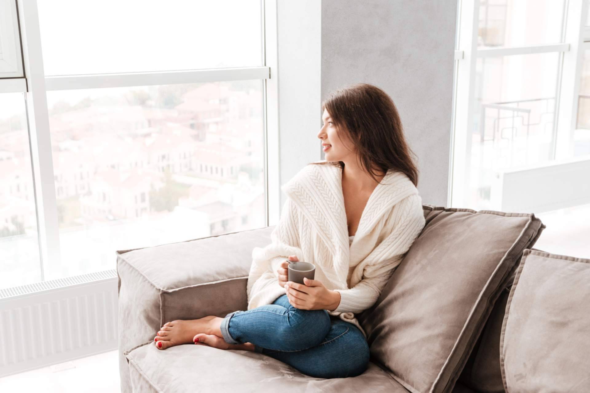 Apertura de nuevas tiendas físicas de La Tienda HOME para experiencia de compra omnicanal en muebles y descanso