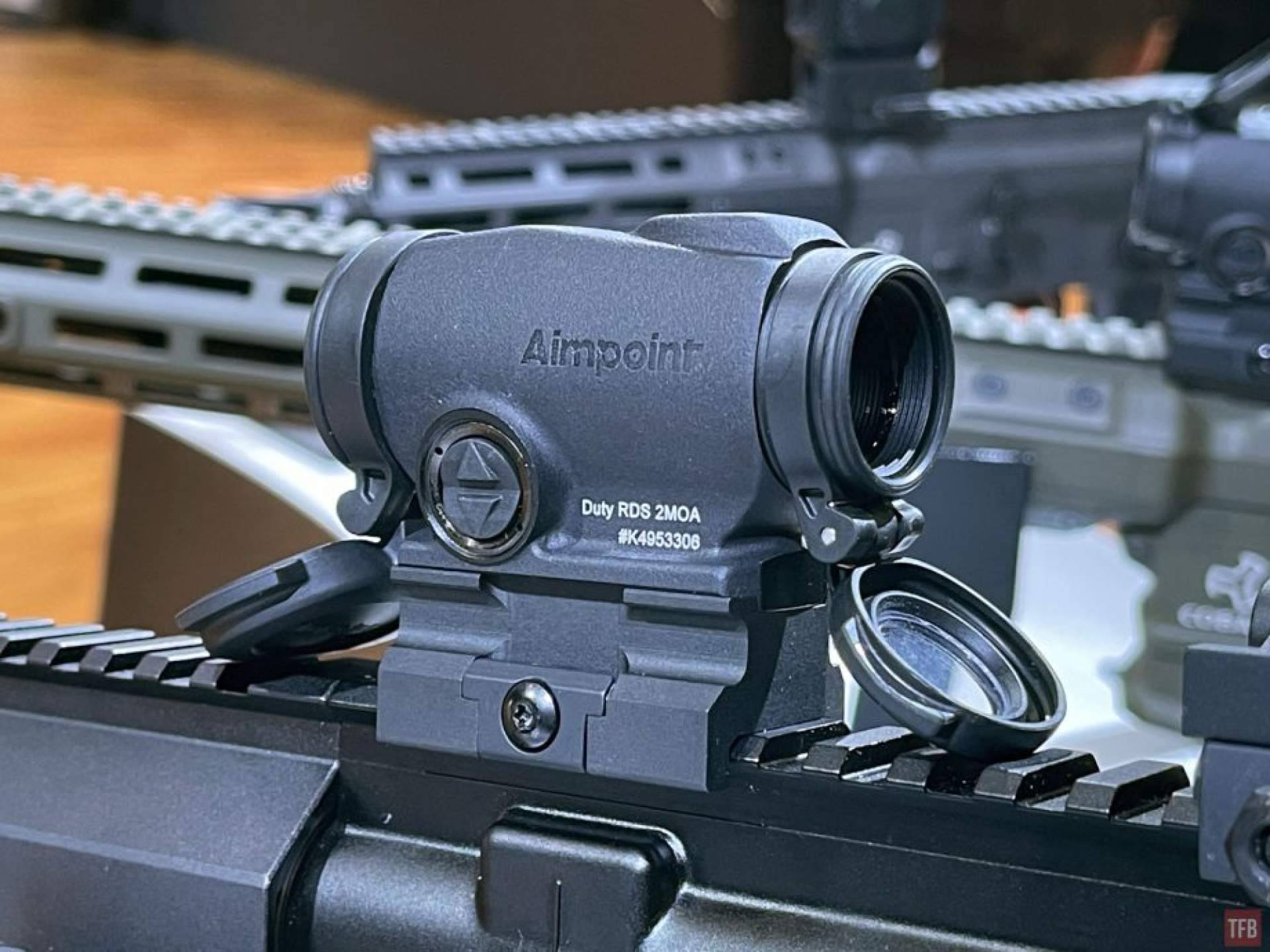 Ligero, impermeable y preciso; así es el Aimpoint Duty RDS elegido por el FBI