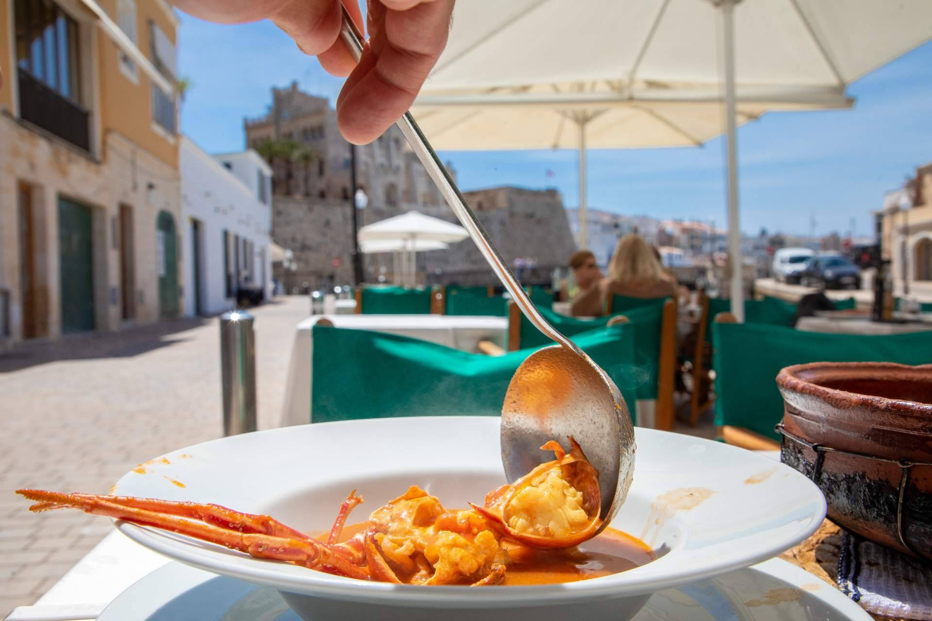 ¡Menorca, un paraíso para el paladar sin arruinarse!