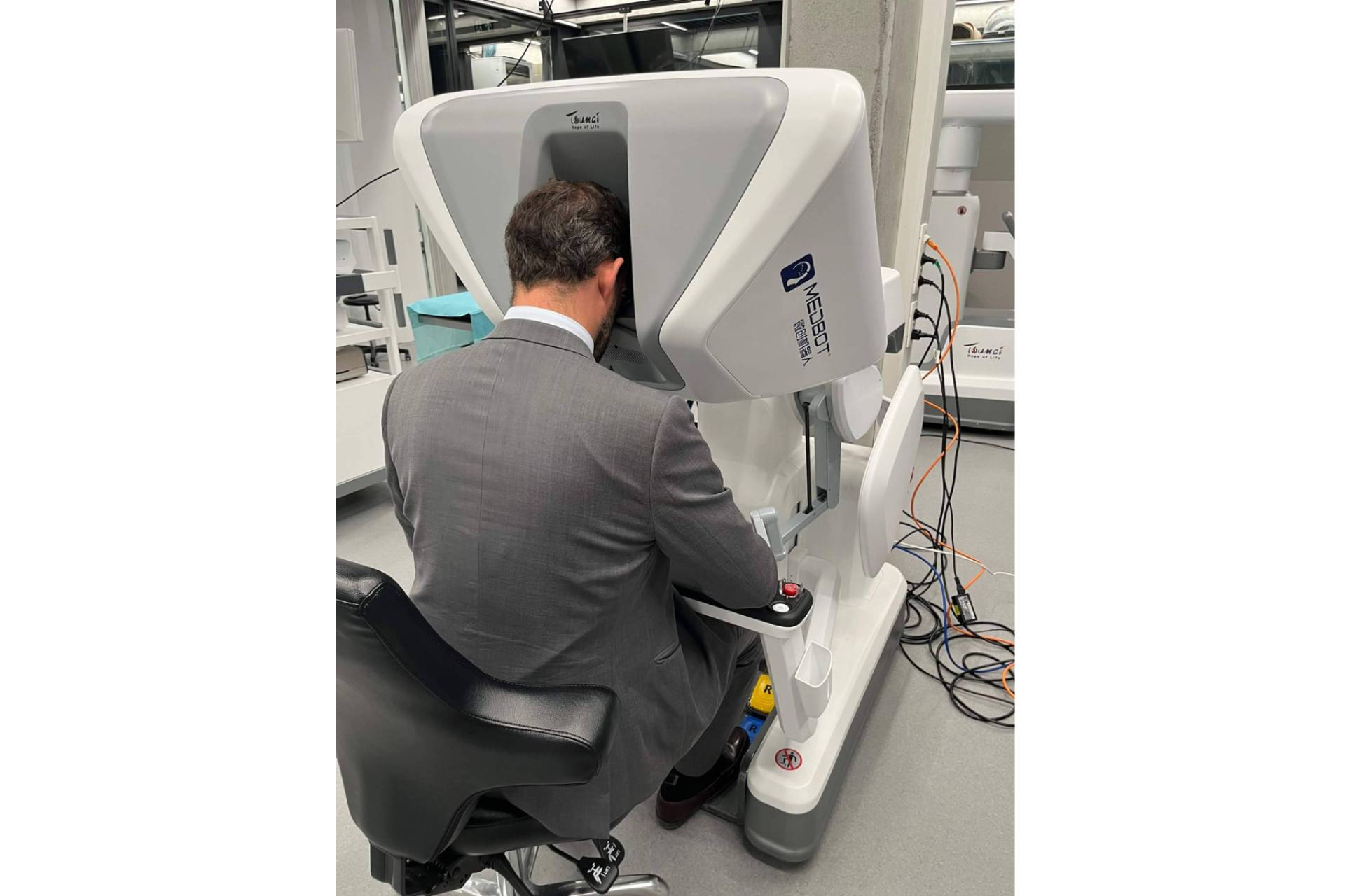 El grupo ROC Clinic realiza la primera telecirugía de España