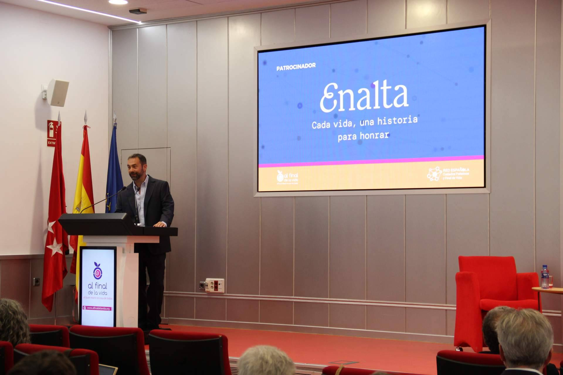 En España entre 300.000 y 370.000 personas necesitan cuidados paliativos cada año