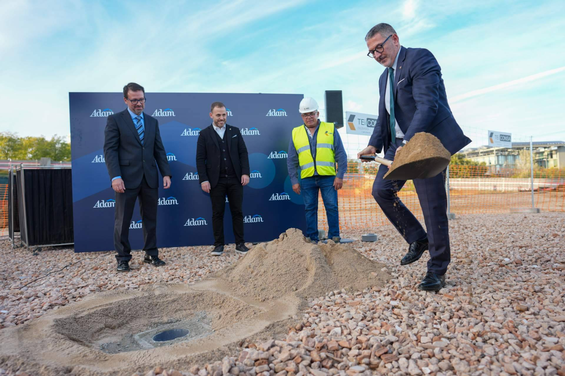 Adam impulsa su crecimiento con un nuevo centro de datos en Barcelona y prevé un aumento del 15% en su facturación para 2025