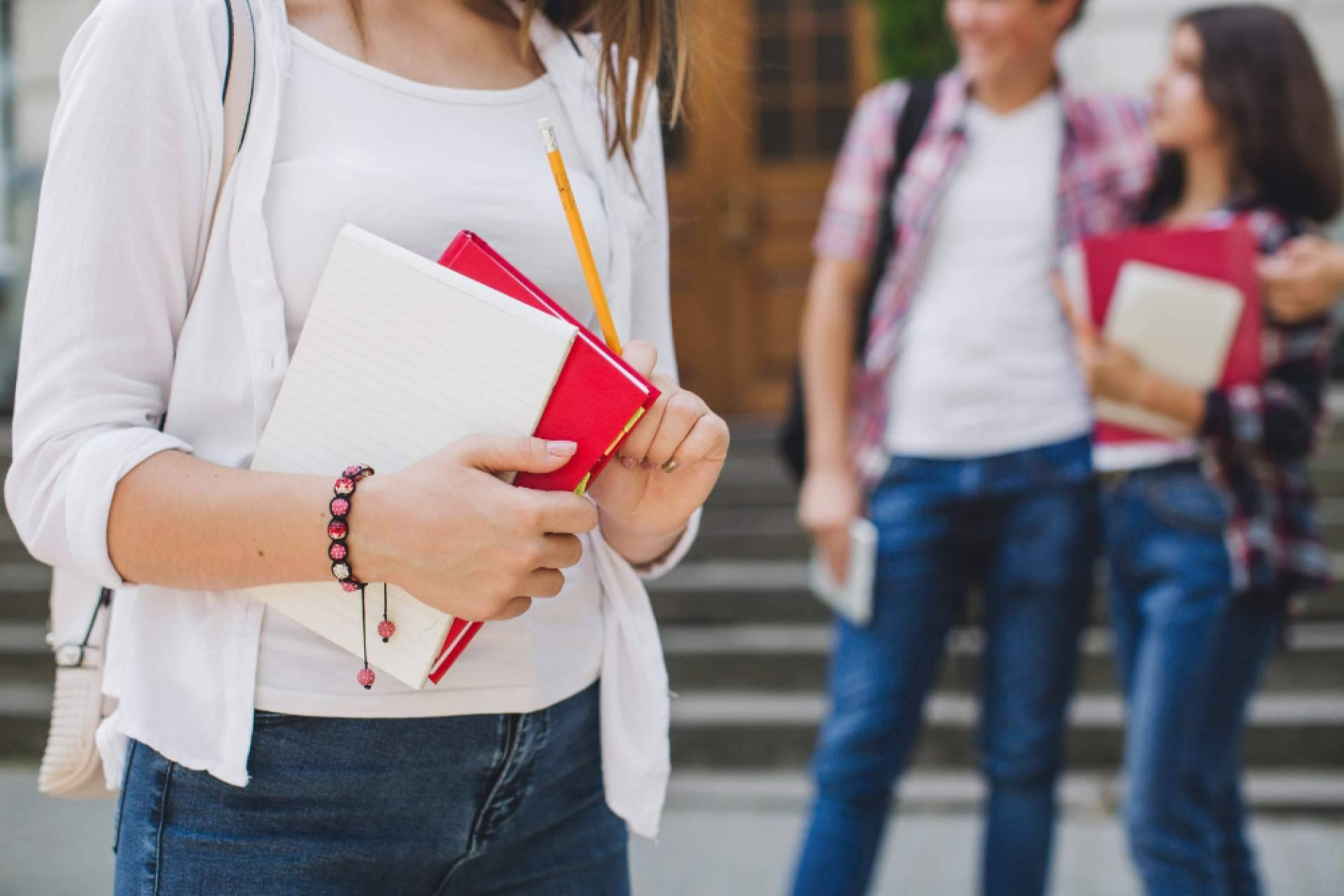 Seguro médico para visado de estudiantes extranjeros, requisito esencial para cursar estudios en España