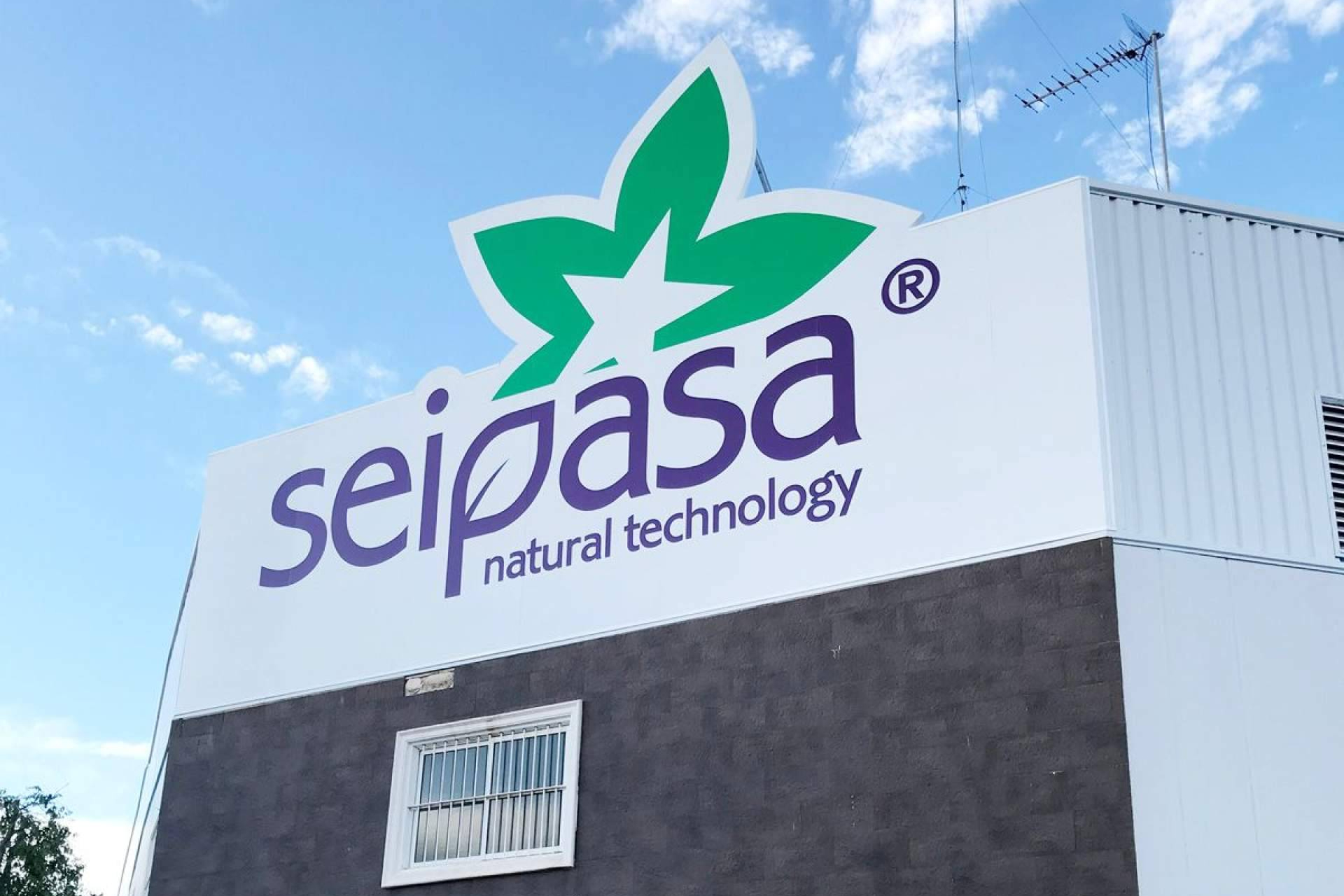 Rótulos Cecilio potencia la imagen comercial con su servicio de rotulación de fachadas