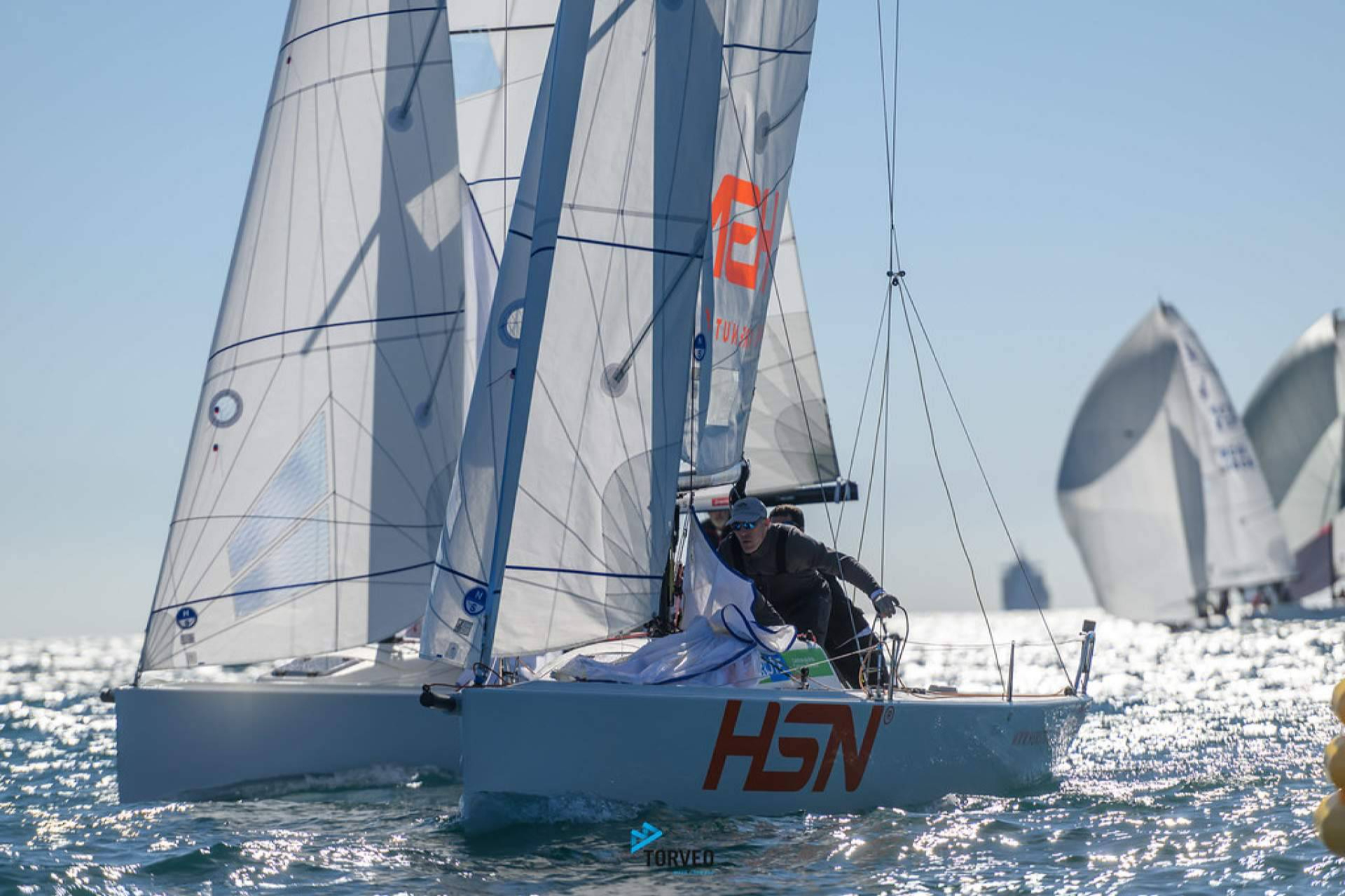 El J70 HSN Sailing Team se corona campeón por partida doble en Barcelona