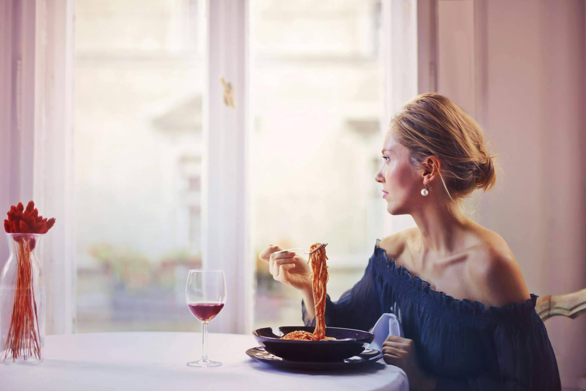 No es falta de fuerza de voluntad. En primavera aumenta la ansiedad por comer