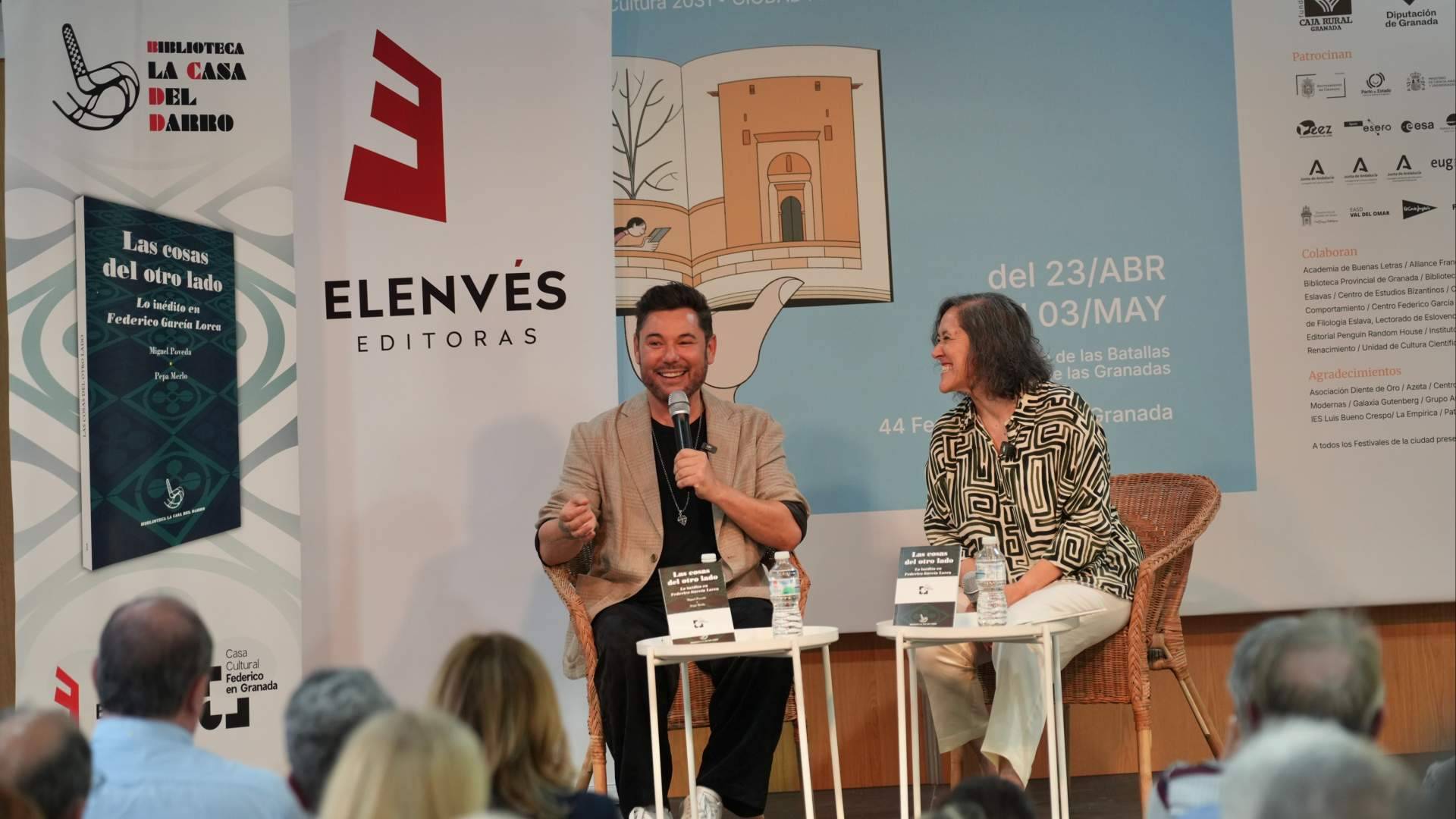 Fiebre por el Lorca inédito; Poveda y Merlo desbordan la Feria de Granada con ‘Las cosas del otro lado’