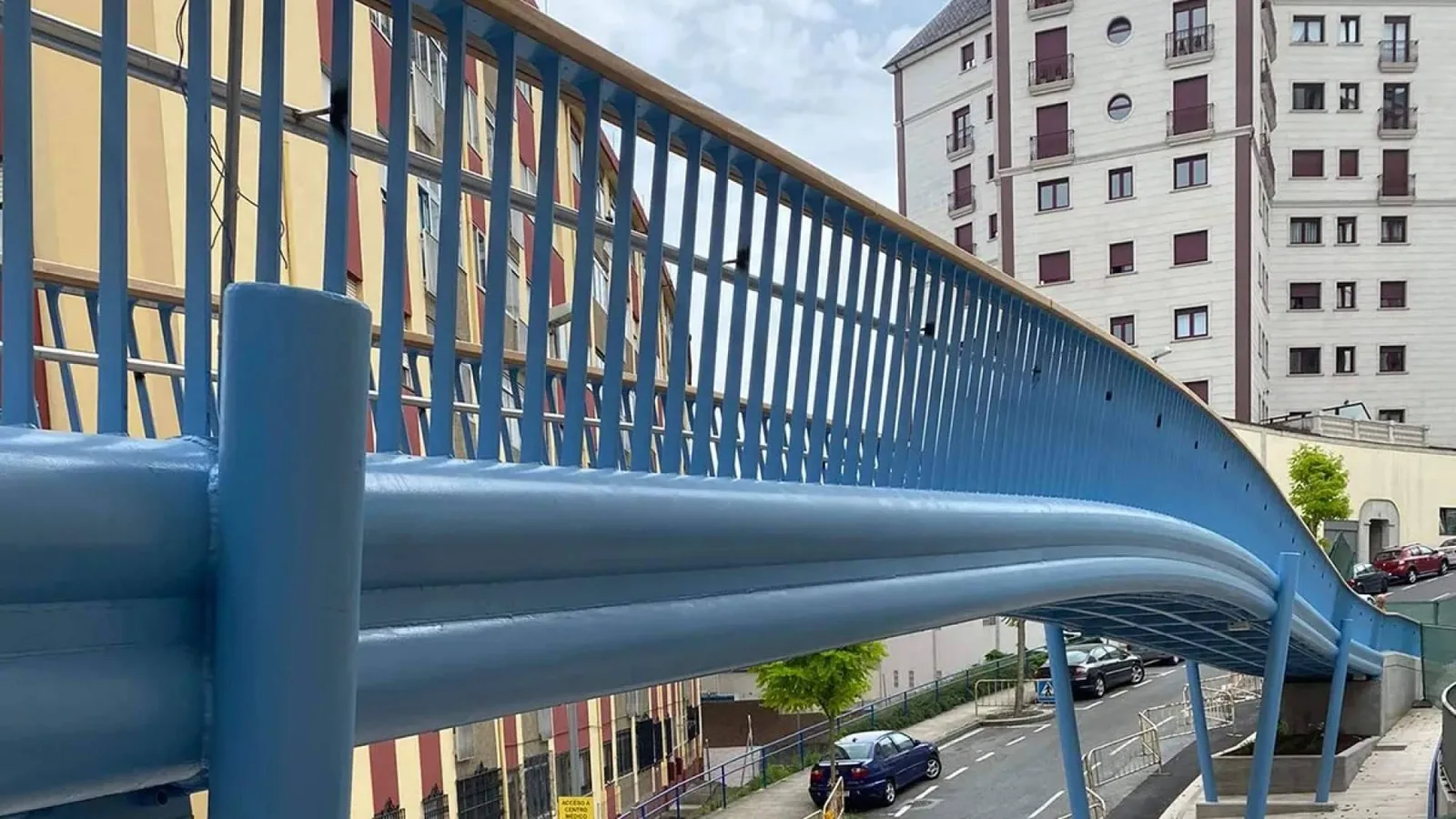 Pasarelas y marquesinas a medida, la especialización de Instalaciones RPM en estructuras metálicas